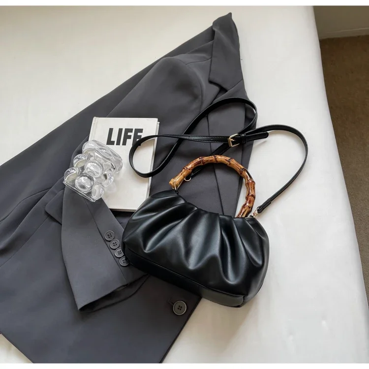 Modne, niszowe, proste i klasy – Interior Design Style recenzja i cena